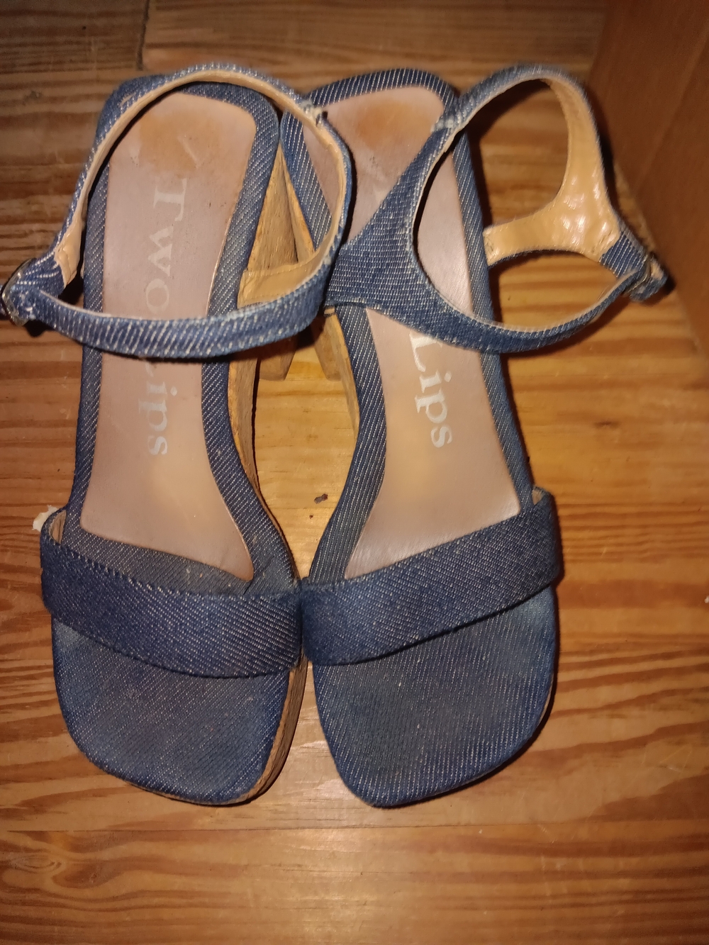 Two Lips Denim Strap Sandals in Blue